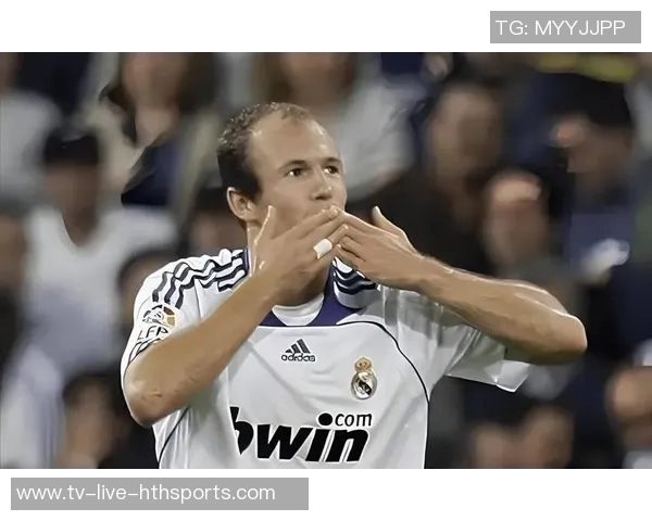 纳瓦斯回忆皇马初训日齐达内的影响深刻难忘